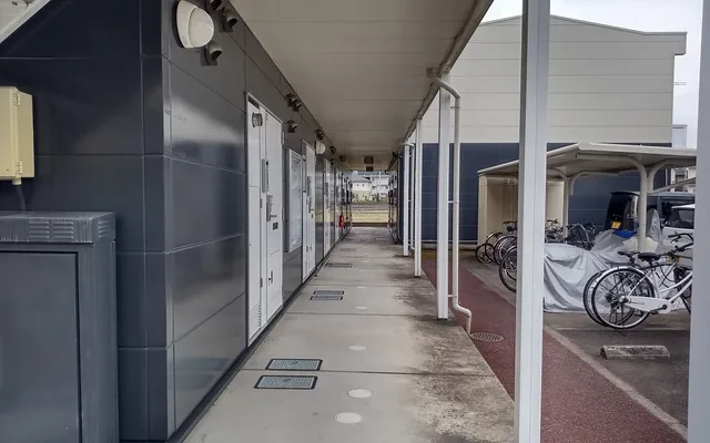 レオパレスひまわり 3
