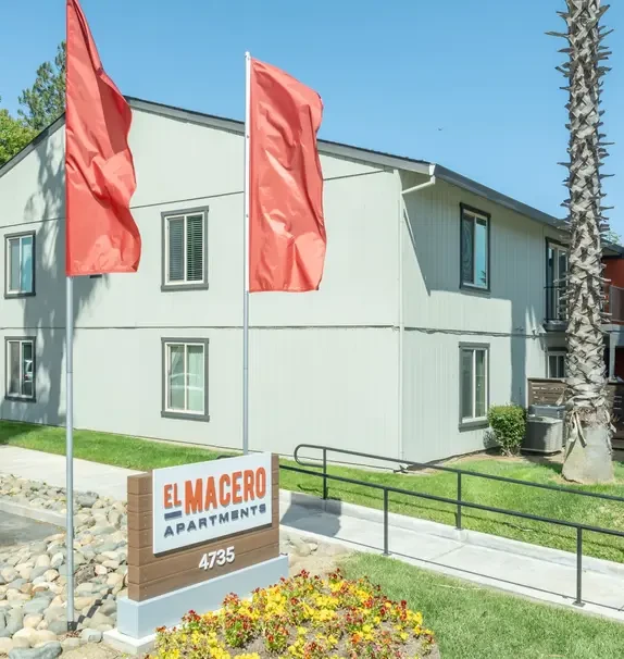 El Macero Apartments