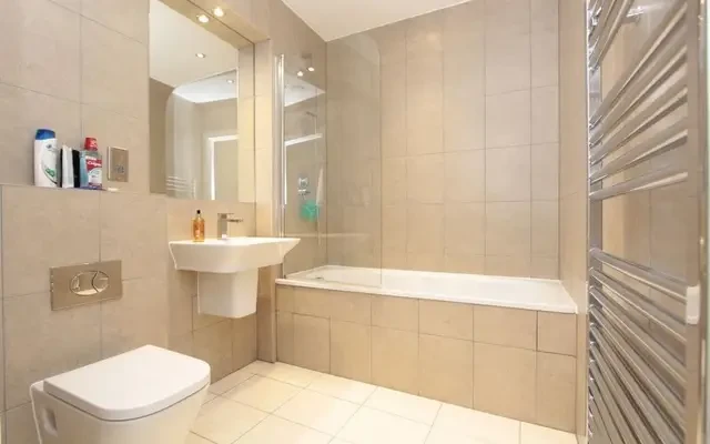 apartment near Centenary Heights,Larkwood Avenue 4