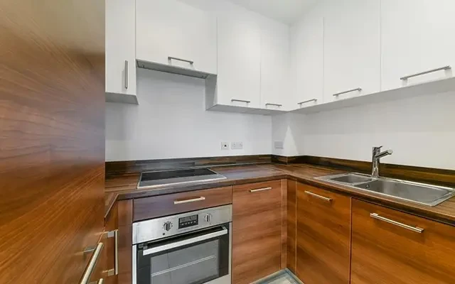 Forge Square, London, E14 3GX 4