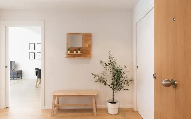 Interesting 3-bedroom apartment in El Poblenou 0
