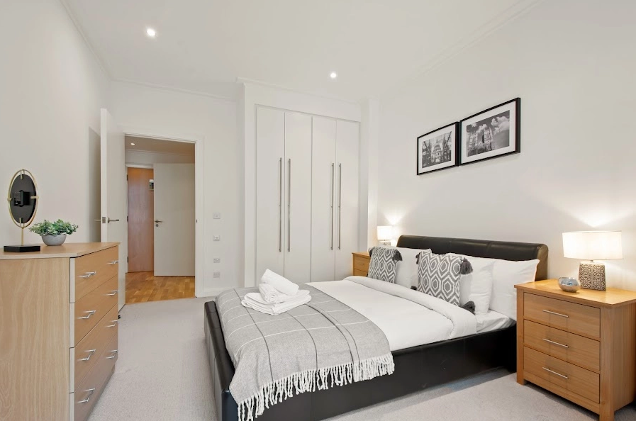 South Quay Serviced Apartments