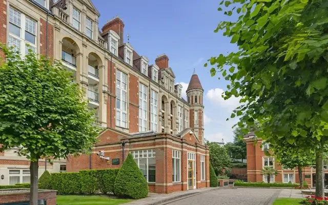 Gainsborough House, Mount Vernon, Hampstead, NW3 6PZ 2