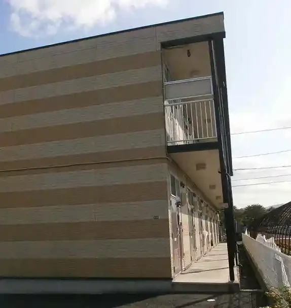 レオパレス楠