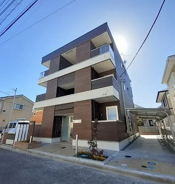 ホワイト ウェル湘南Ⅱ 3階