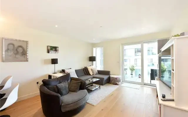 Hampton Apartments 0