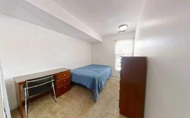 1109 W Stoughton Urbana IL 3