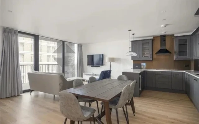 LH-Gauging Square - London student accommodation