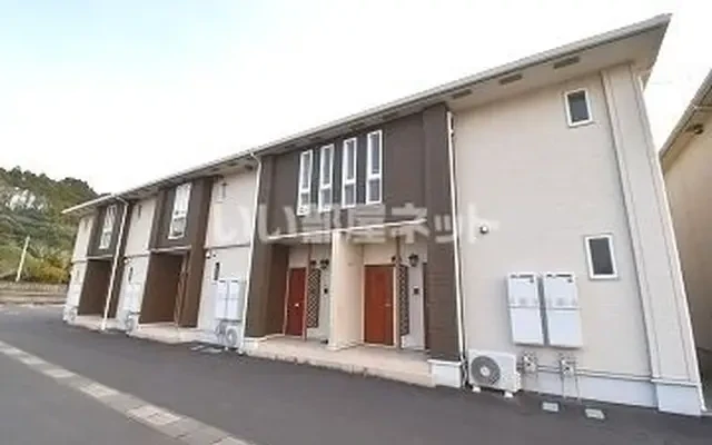 フレーズ・B 2階 - alloggio per studenti a 志布志市 的意大利语是 "Città di Shibushi"。