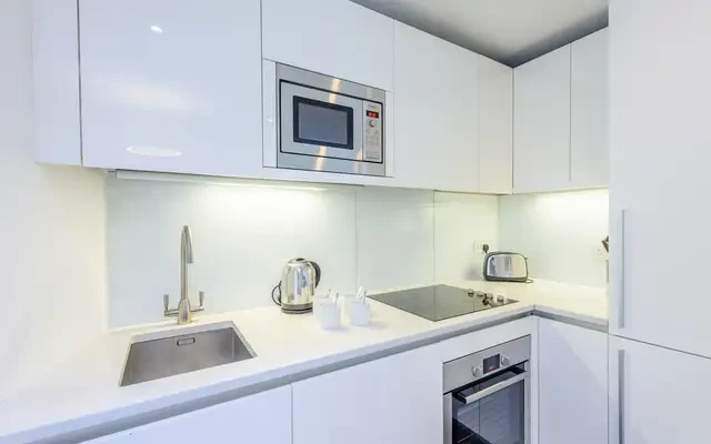 Merchant Square East 12650# 1