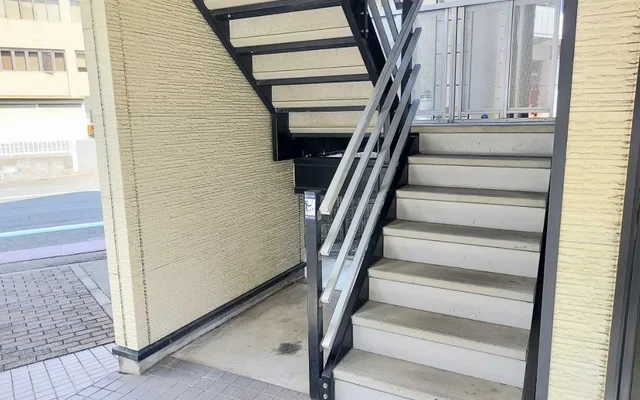レオパレスひらかた 202号室 3