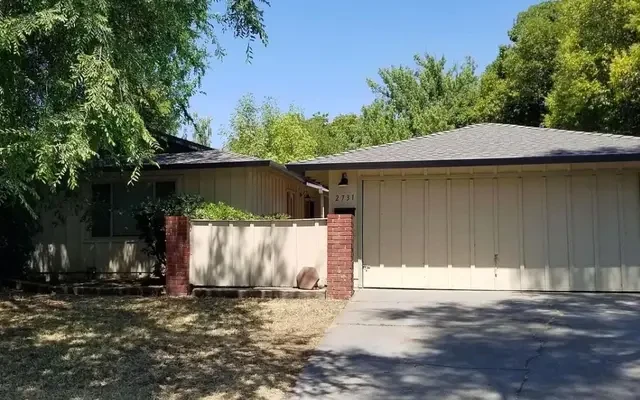 2731 Loyola Drive 0