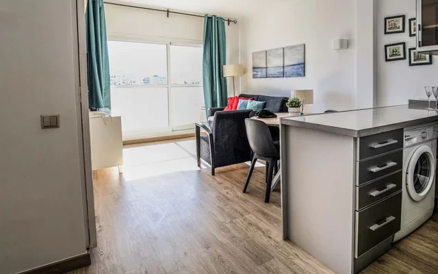 ALFRESCO STAYS BenalBeach Summer Breeze 3