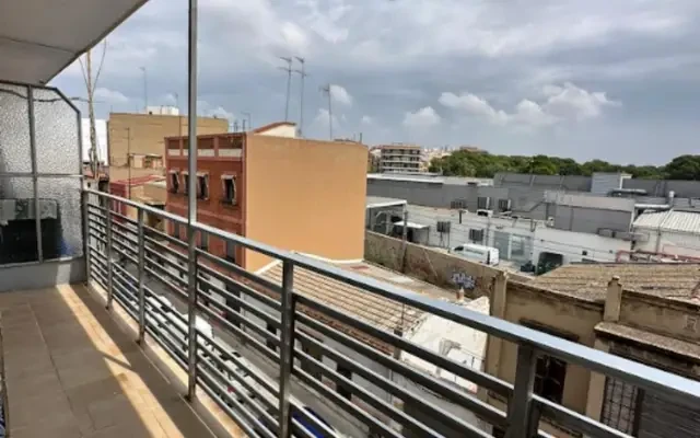 Inviting double bedroom in Burjassot 2