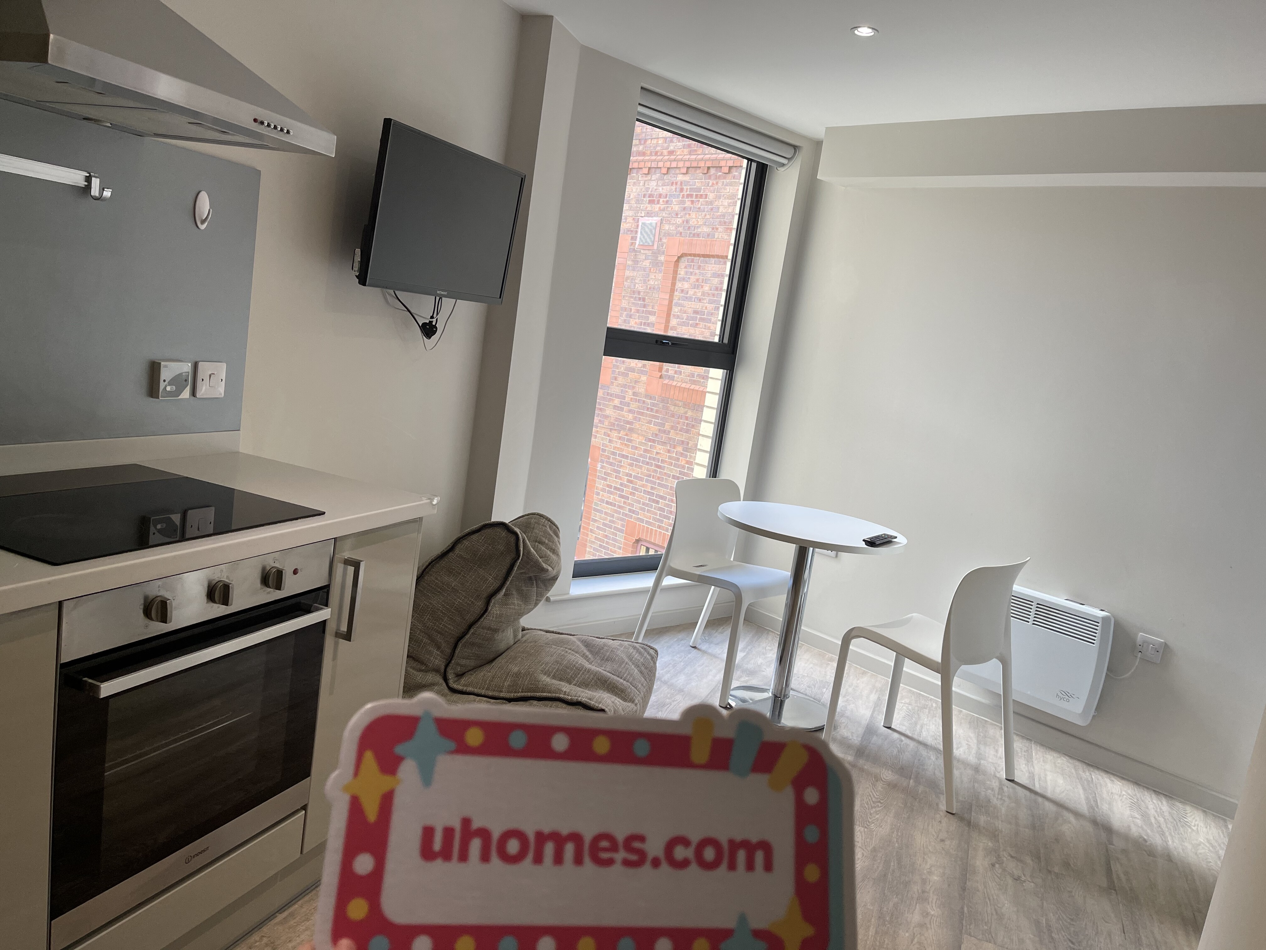 Classic Smaller Studio