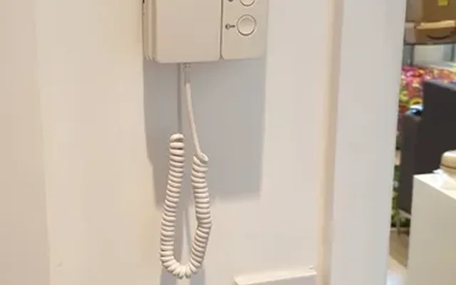 Flat2, Walter Road, Swansea SA1 3