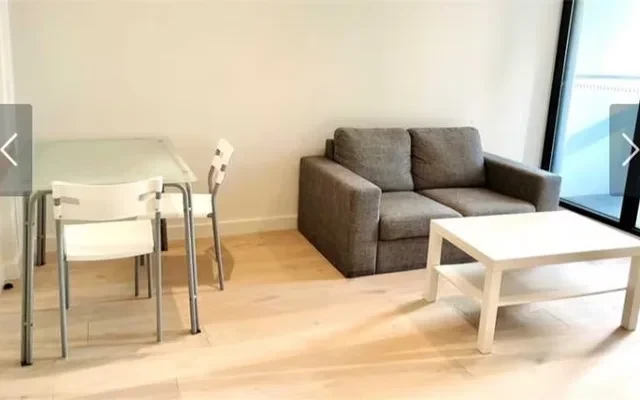 141 La Trobe Street 1