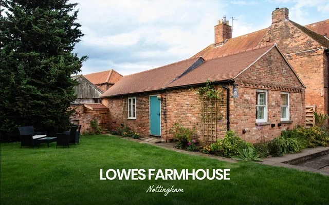 The Lowes Cottage 2