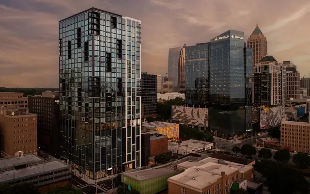 Emmi Midtown 4