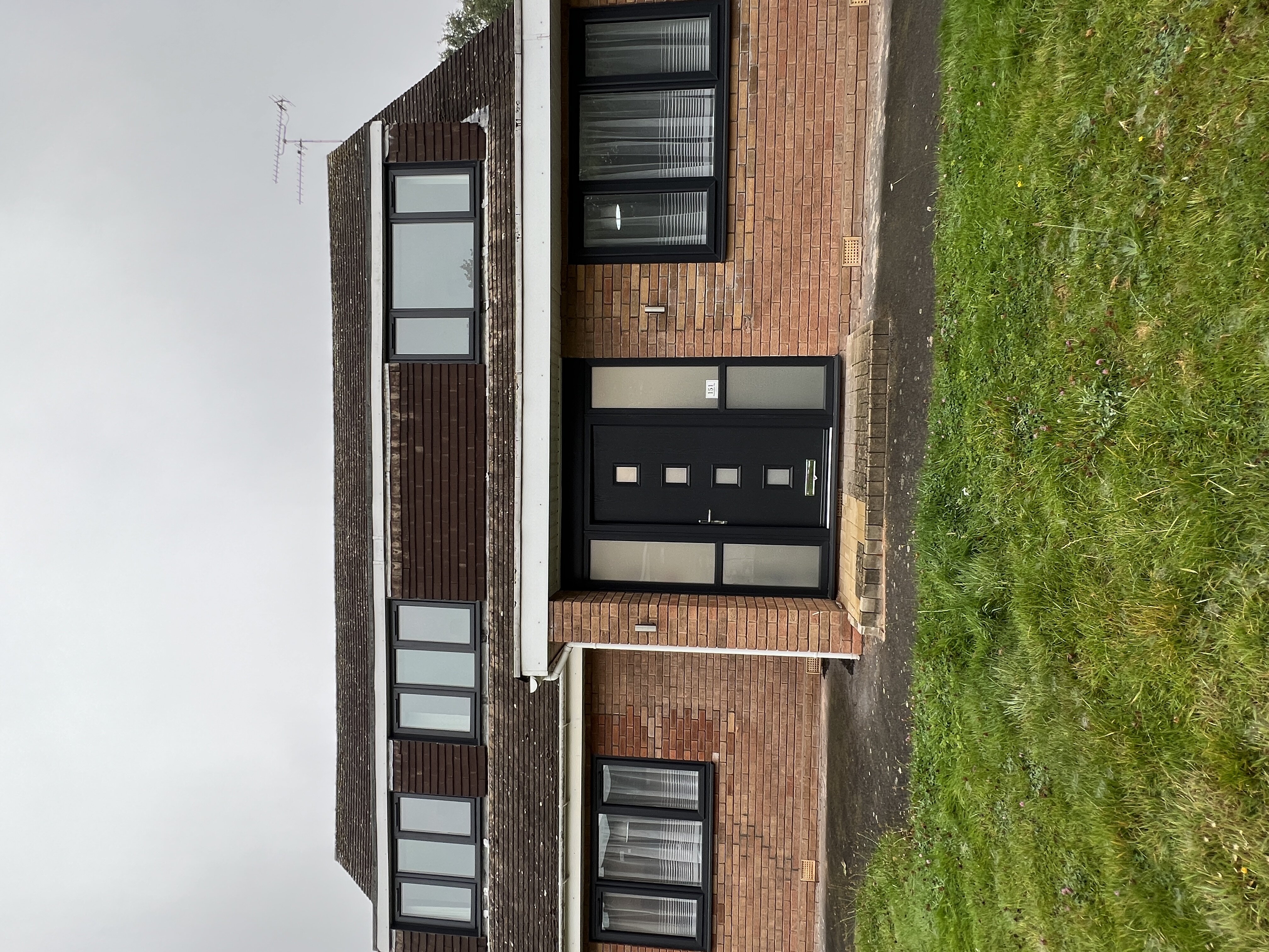 151 De Montfort Way