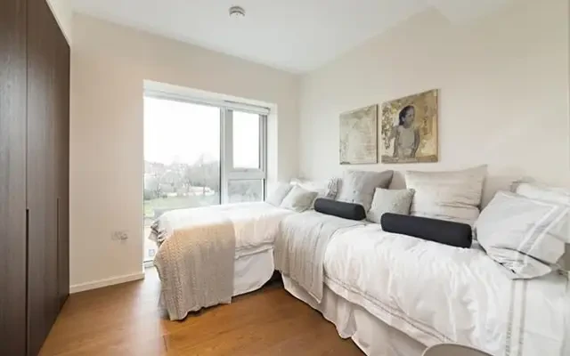 Columbia Gardens, London, SW6 1FA 4