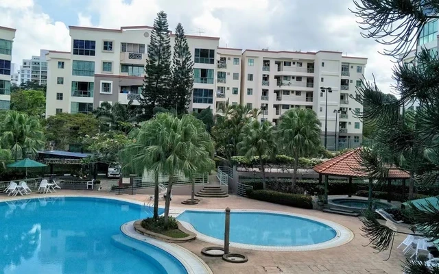 West Bay Condominium - X3 2