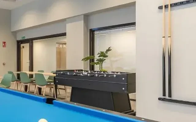 micampus Estrada 11 - Madrid student accommodation - Pool Table