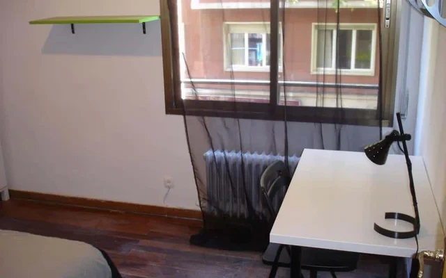 Structure in : Blasco de Garay Nº 59 | Habitacion 1 Madrid, Spain 3