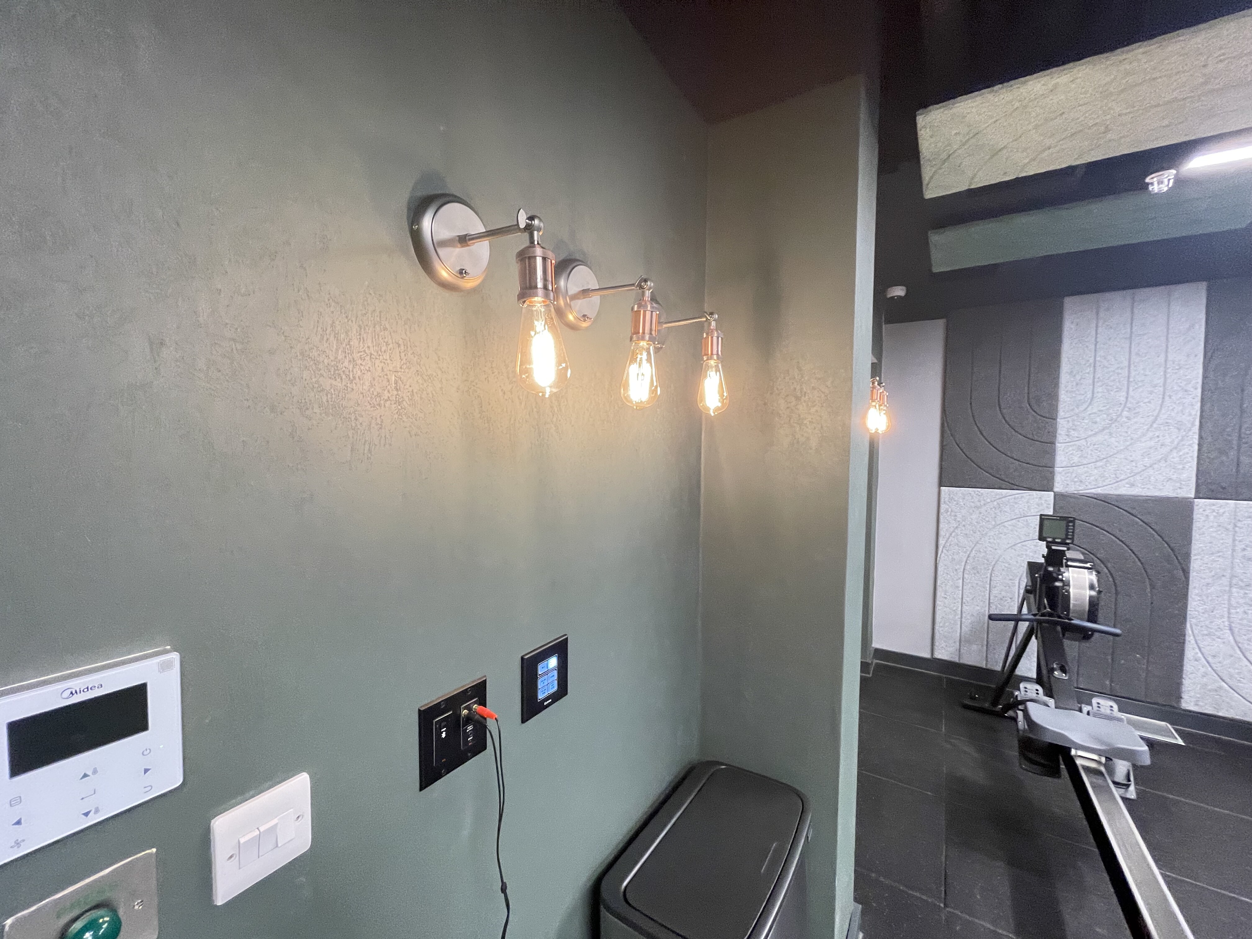 Huxley Studios 2