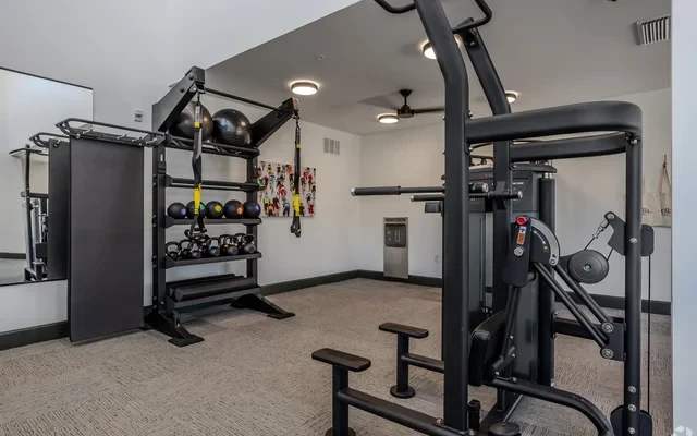 Stella Apartments in Italian Village 3