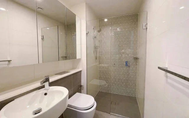 10 Galloway St 3