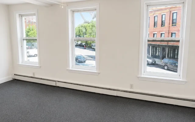 77 Division St., #2, Chelsea - Suffolk County student accommodation - 1 Bed / 1 Bath
