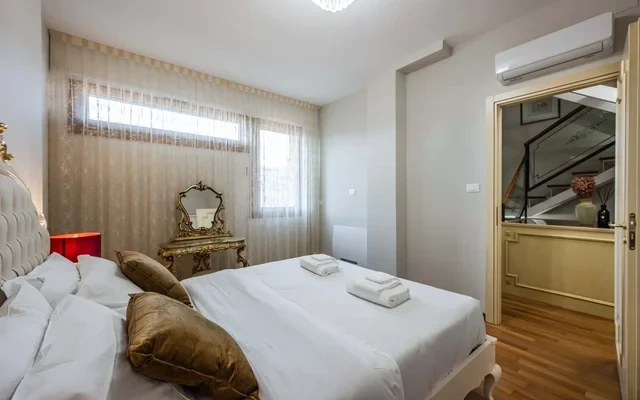Apartment in Via Riva di Reno, Bologna for 106 m² with 2 bedrooms 4