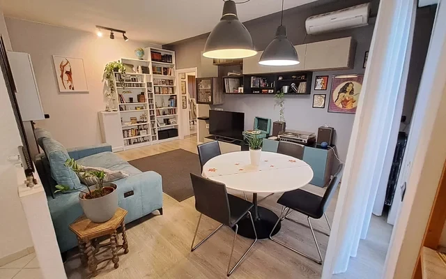 Apartment in Via Marco D'Agrate, Milano for 81 m² with 2 bedrooms 2