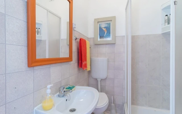 Sunny 1-bedroom apartment in Ajuda 2