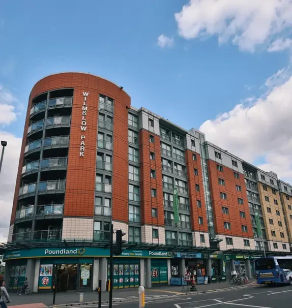 iQ Wilmslow Park