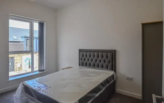 Entire Place·3B2B···59 Parkes Avenue 1