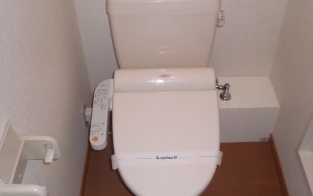 レオパレスラークⅡ 3