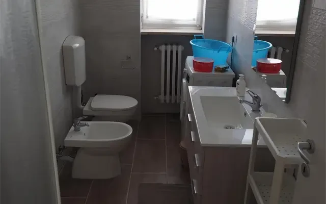 Stunning double bedroom in Mirafiori Sud - トリノ大都市圏の学生向け宿泊施設 - Double Bedroom