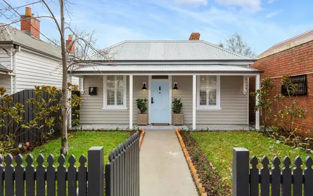 Room 6/12 Talbot Street South, Ballarat Central 0