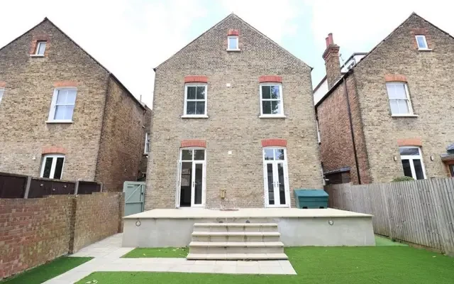 house in Ealing 2