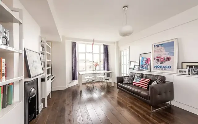 Grays Inn Road, Bloomsbury, WC1X 1