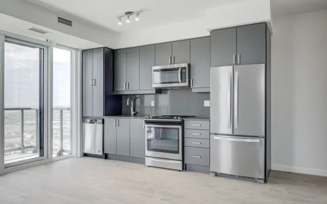 3004 - 7895 Jane St 3