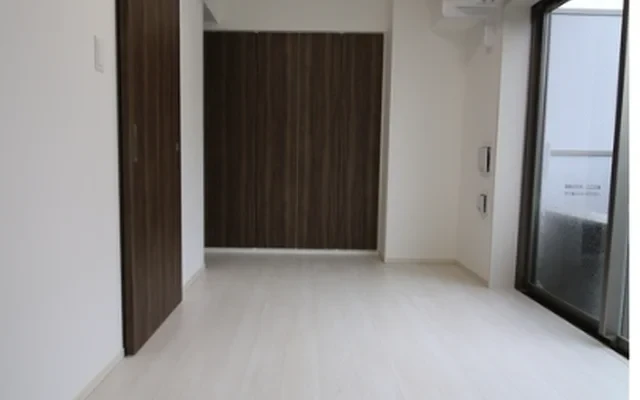 Pre Le Duc Honjo Azumabashi VI Room 703 4
