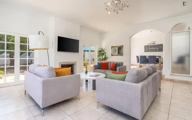 house near Rua dos Taxistas - Lagos student accommodation