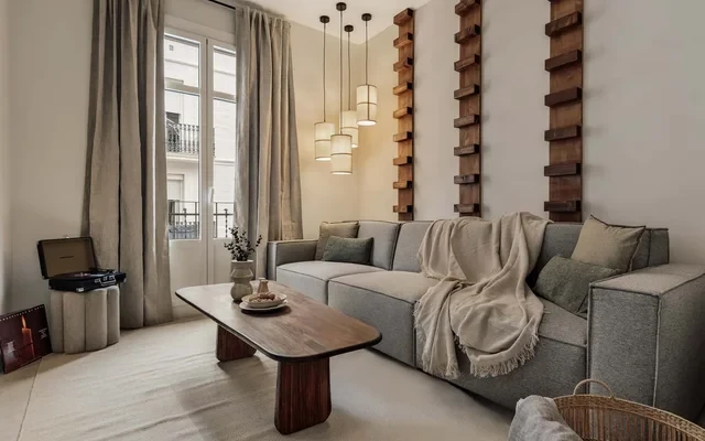 Zafiro - 3 bedrooms and balcony in Sants 0