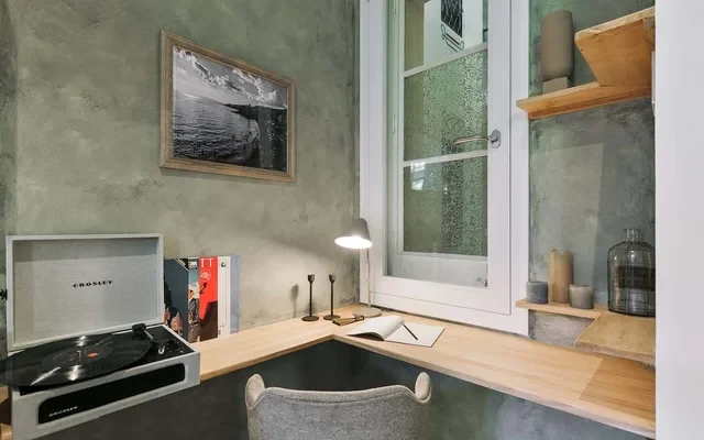 Paestum - Studio and balcony in Eixample Esquerra 4