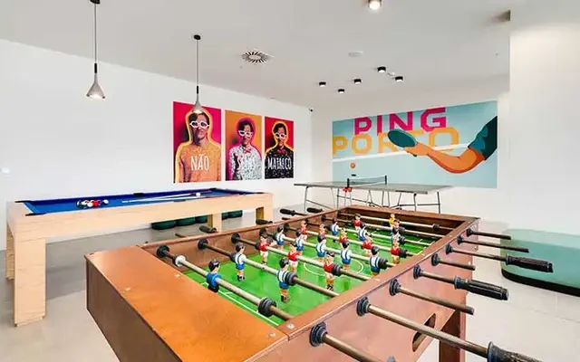 Livensa Living Porto Campus - 포르투 학생 숙소 - 탁구