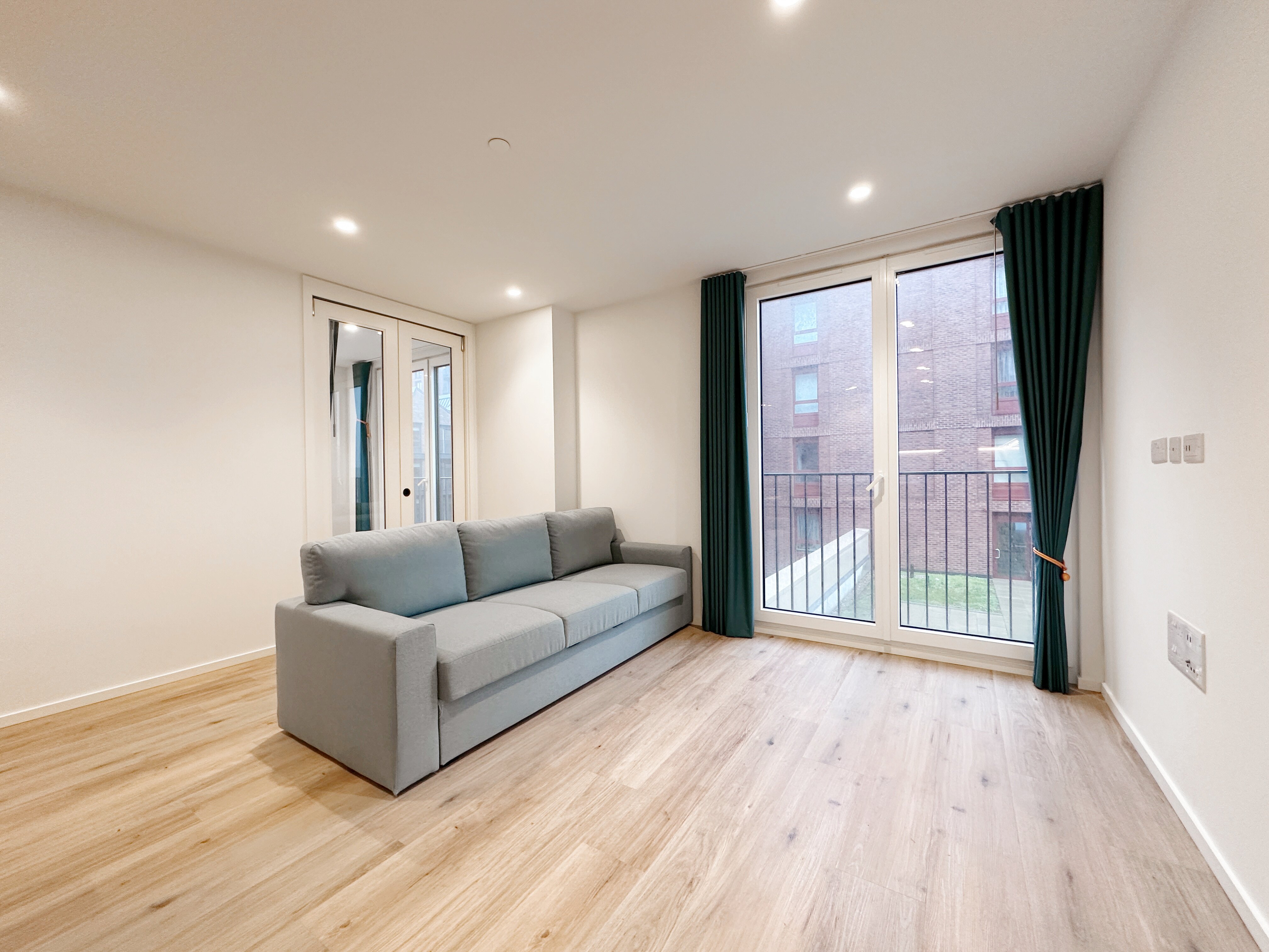 FH-Curlew House