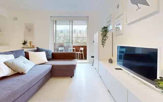Cromwell Road, Earls Court, London 1